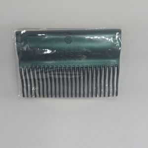 Nanokeratin Comb